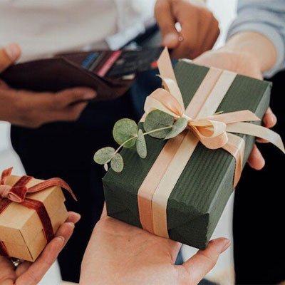 Quà Tặng Dịp Lễ