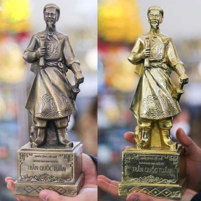 Tượng Trần Hưng Đạo Bằng Đồng Vàng Đế Vuông