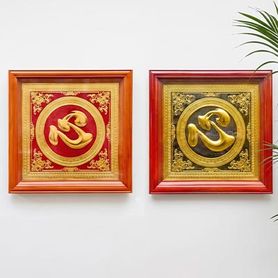 Tranh chữ Tâm Hán bằng đồng dát vàng khổ vuông 68cm