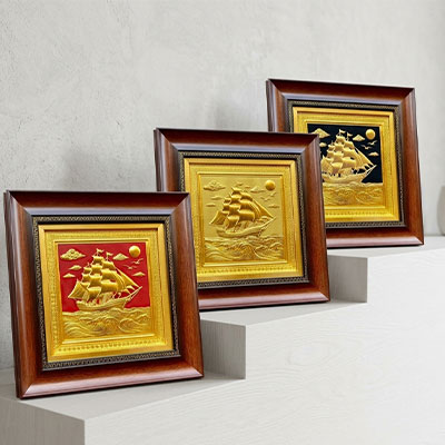 Quà Tặng Tranh Thuận Buồm Xuôi Gió Bằng Đồng Dát Vàng khổ vuông 28cm và 40cm
